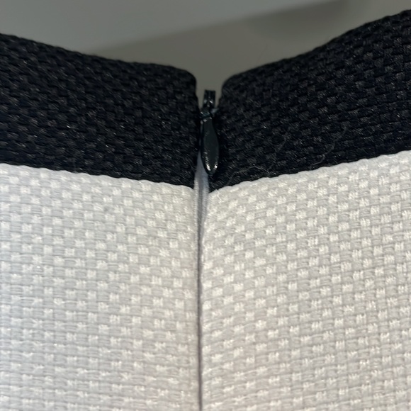 TAHARI ARTHUR S. LEVINE 👗Black & white cocktail dress  Size 12 in 💕condition - Picture 7 of 12